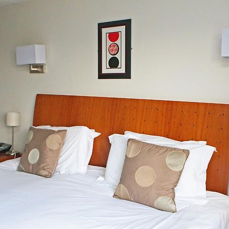 Clough Manor Otel Denshaw Dış mekan fotoğraf