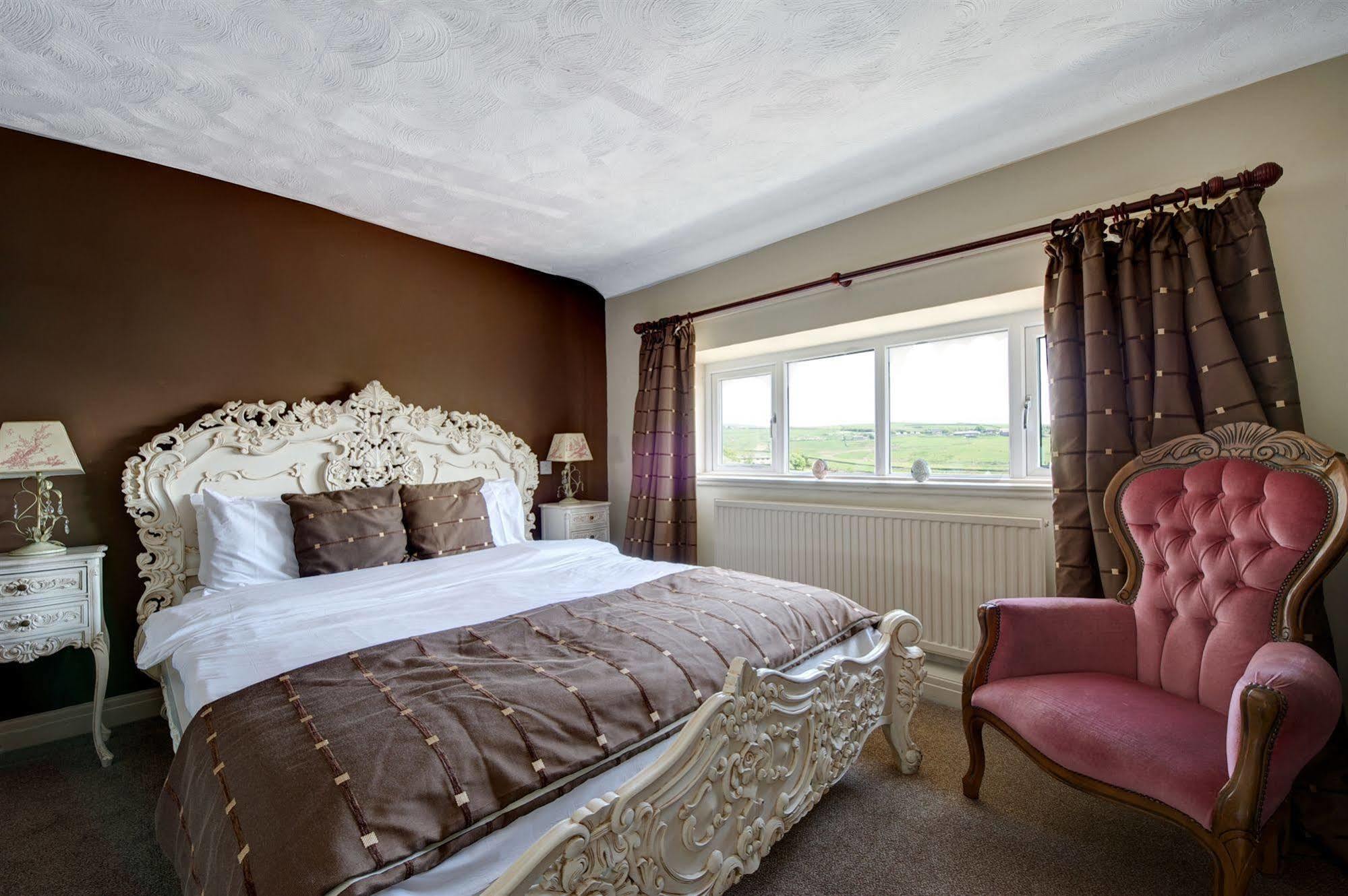 Clough Manor Otel Denshaw Dış mekan fotoğraf