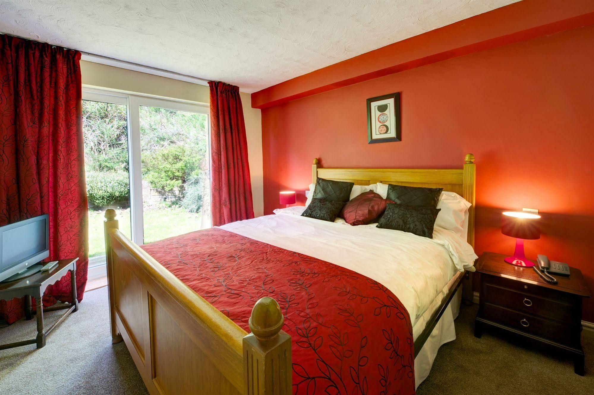 Clough Manor Otel Denshaw Dış mekan fotoğraf